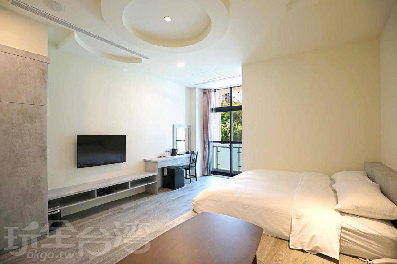 Riyuewan Homestay Yuchi Exterior photo